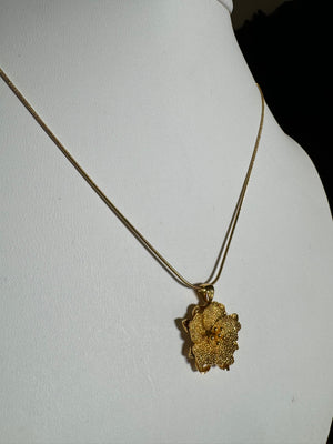 
                  
                    Le Fleur The Flower Necklace
                  
                