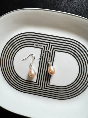 
                  
                    Sterling Silver Diana Pearl Earring
                  
                