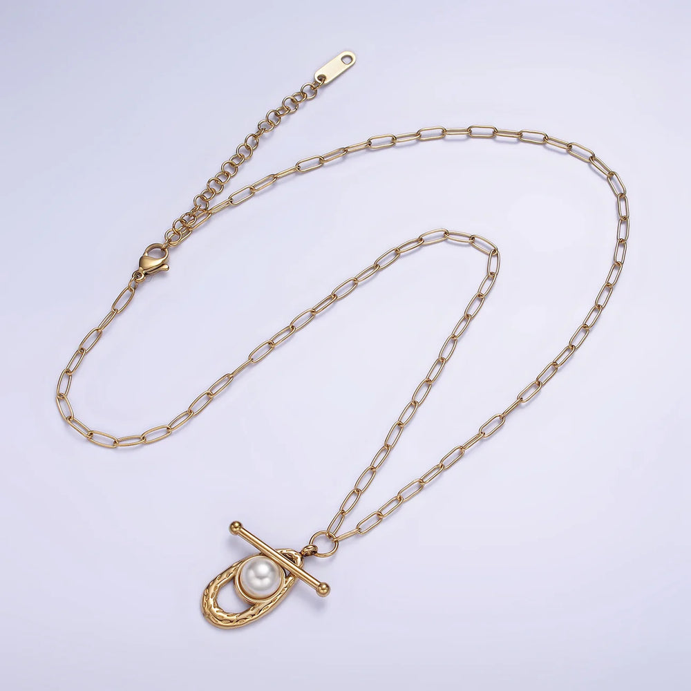 
                  
                    Pearl Tab Mini Paper Clip Necklace
                  
                