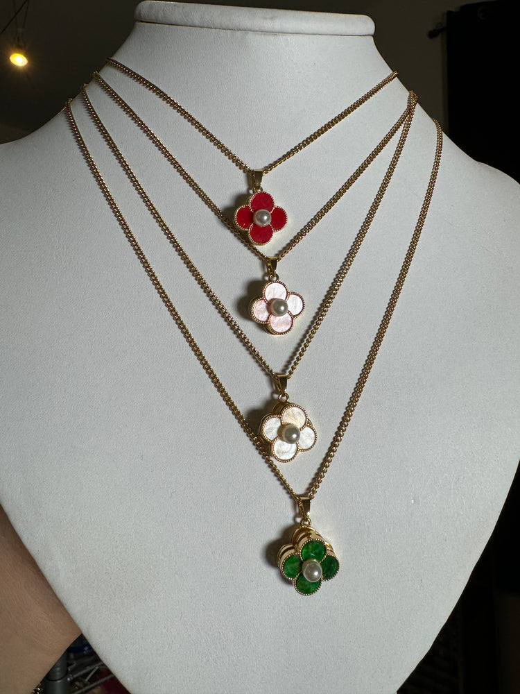 
                  
                    Pearl Clover Fan Necklace
                  
                