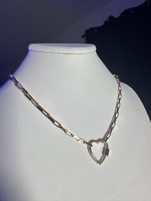 
                  
                    Heart clasp necklace
                  
                