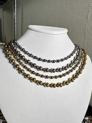 
                  
                    Black Pearl Bead Necklace
                  
                