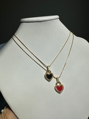 
                  
                    Queen Of Heart Necklaces
                  
                