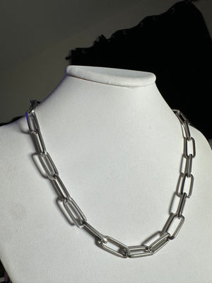 
                  
                    Silver Paper clip Necklace Bracelet
                  
                